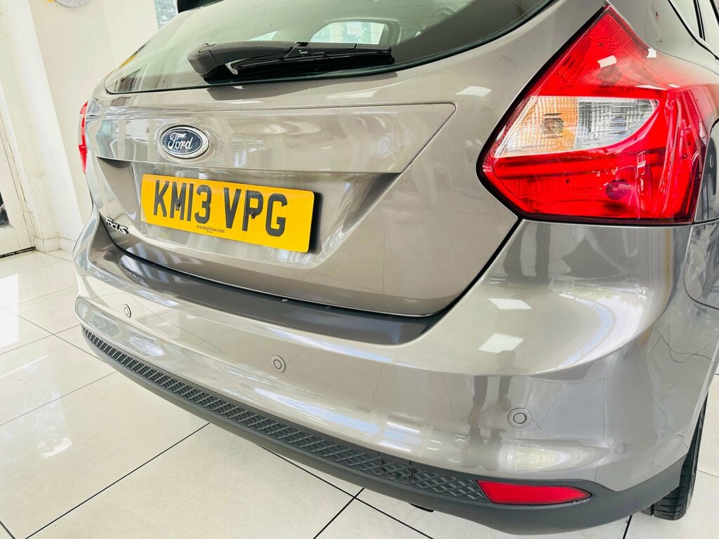 Ford Focus Hatchback 2.0T Ecoboost St-2 Euro 5 Ss 201 Black #34