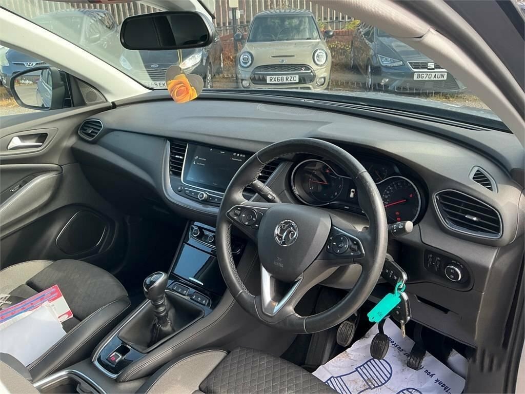 Vauxhall Grandland X 1.2L Sri Nav Grey #4