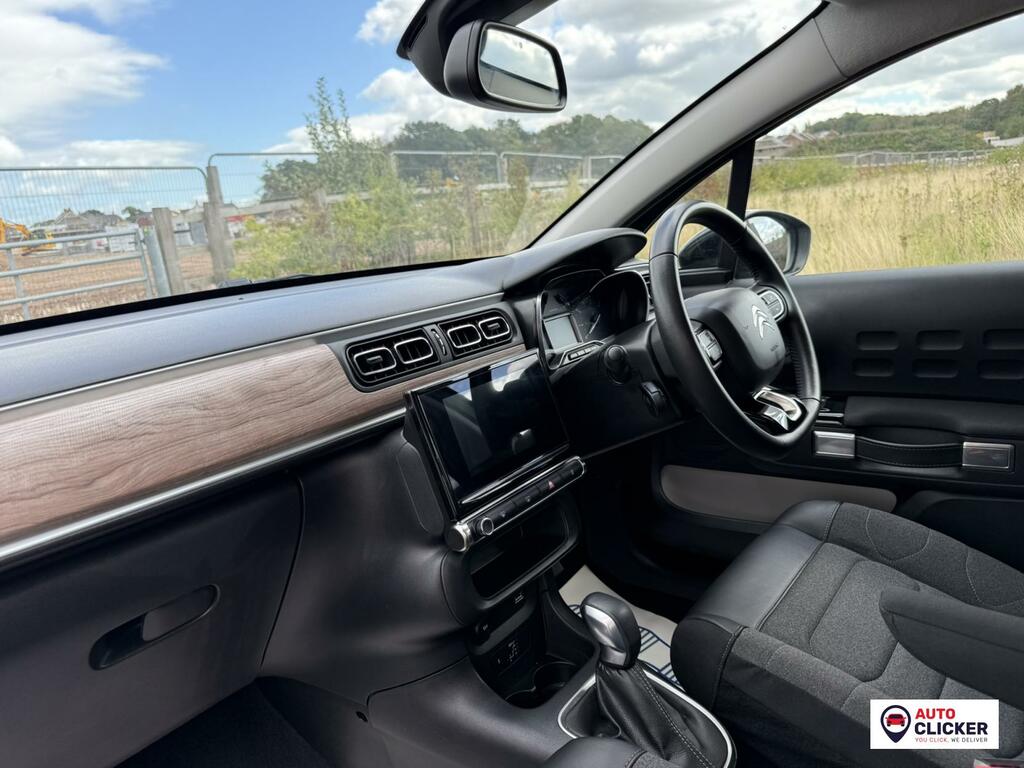 Citroen C3 1.2 Puretech 110 Plus Eat6 White #35