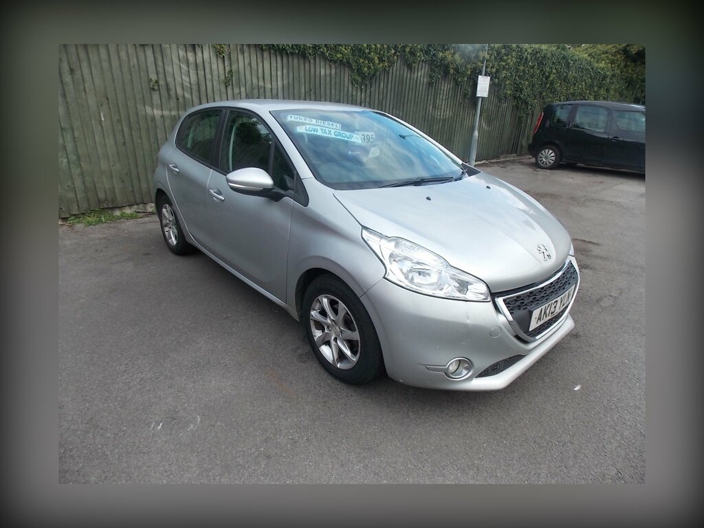 Peugeot 208 1.4 Hdi Active Hatchback Euro 5 Silver