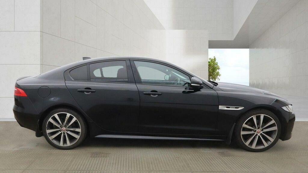 Jaguar XE 2.0D R-sport Euro 6 Ss Black #5