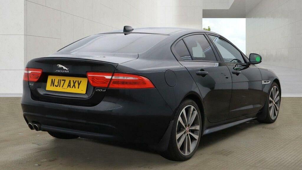 Jaguar XE 2.0D R-sport Euro 6 Ss Black #4