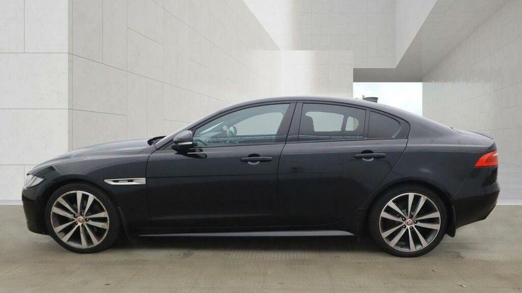 Jaguar XE 2.0D R-sport Euro 6 Ss Black #6
