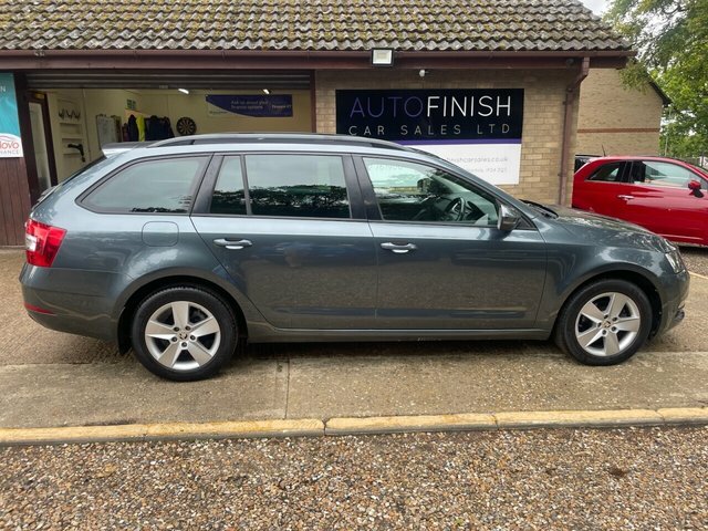 Skoda Octavia 1.6 Tdi Se Estate Euro 6 S S Grey #6