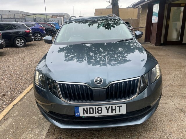 Skoda Octavia 1.6 Tdi Se Estate Euro 6 S S Grey #2