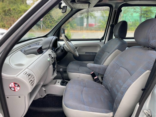 Renault Kangoo 1.6 16V Expression Red #42