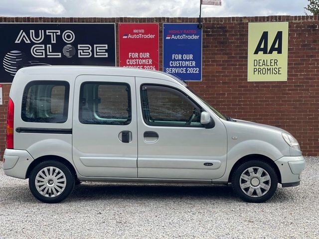 Renault Kangoo 1.6 16V Expression Red #10