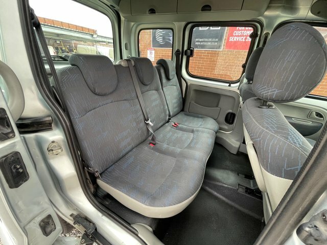 Renault Kangoo 1.6 16V Expression Red #26