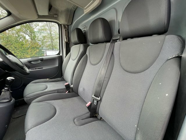 Peugeot Expert Panel Van Silver #30