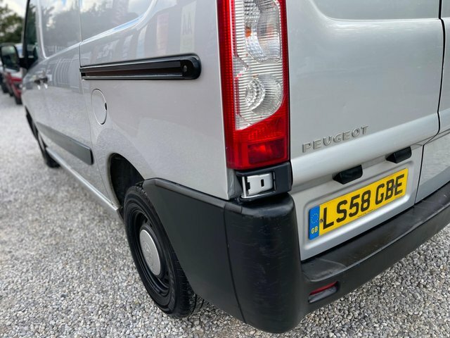 Peugeot Expert Panel Van Silver #18