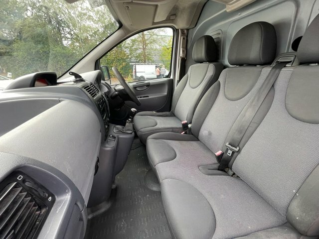 Peugeot Expert Panel Van Silver #29