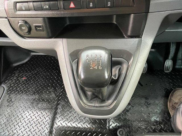 Citroen Dispatch 1.5 Bluehdi 1000 Enterprise M Panel Van 6Dr Black #31