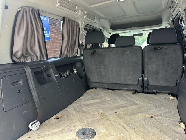Volkswagen Caddy Maxi Life 2L Null Grey #22