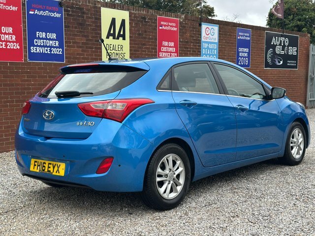 Hyundai I30 Crdi Blue Drive Se Blue #4