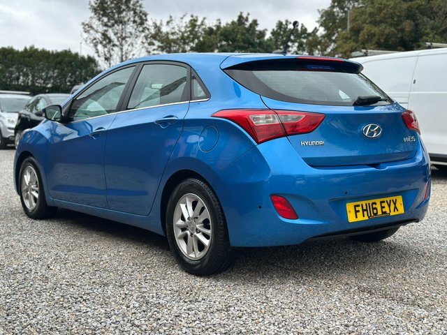 Hyundai I30 Crdi Blue Drive Se Blue #3