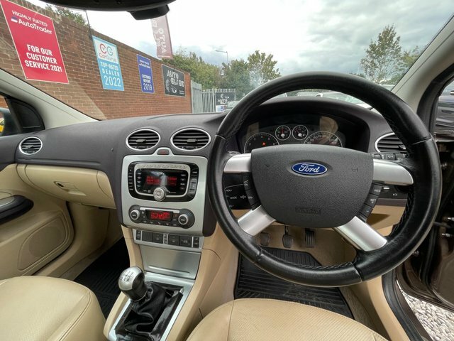 Ford Focus Cc Cc-3 2dr Brown #6