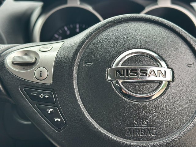 Nissan Juke Hatchback White #44