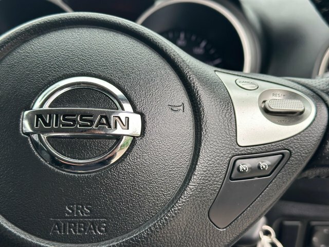 Nissan Juke Hatchback White #45