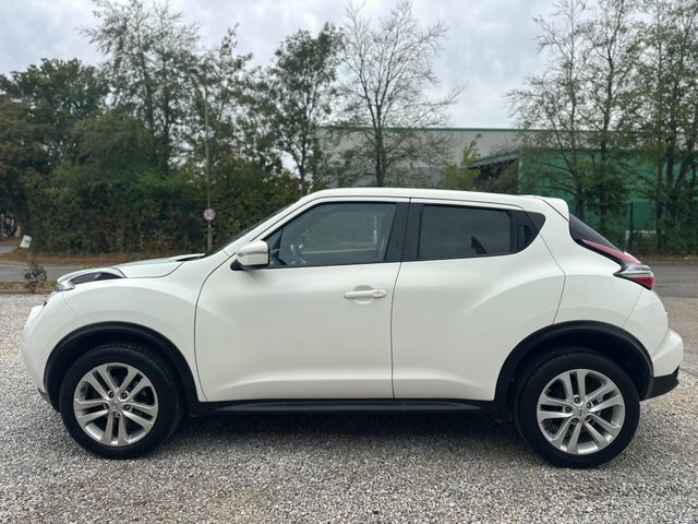 Nissan Juke Hatchback White #13