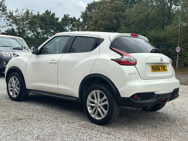 Nissan Juke Dig-t Acenta Euro 6 White #3