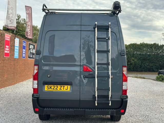Nissan InterStar Dci 35 Tekna Grey #19