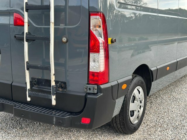 Nissan InterStar Dci 35 Tekna Grey #13