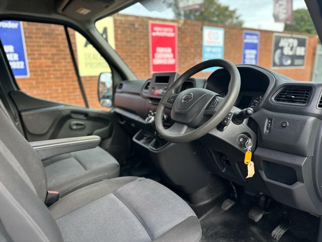 Nissan InterStar Dci 35 Acenta Fwd Grey #5