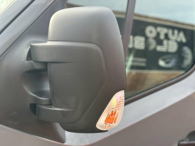 Nissan InterStar Dci 35 Tekna Grey #23