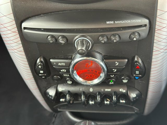 Mini Countryman Cooper All4 Red #54