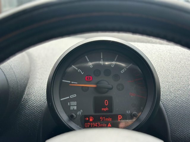Mini Countryman Cooper All4 Red #49