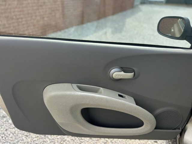 Nissan Micra S #16