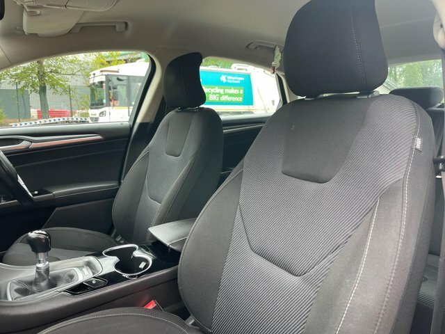 Ford Mondeo 2.0L Titanium Tdci 148 Bhp Blue #54