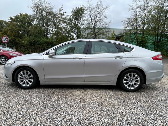 Ford Mondeo 2.0L Titanium Tdci 148 Bhp Blue #7