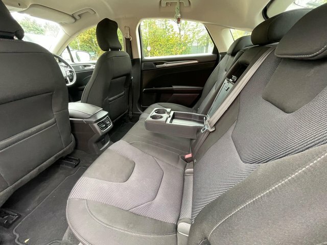 Ford Mondeo 2.0L Titanium Tdci 148 Bhp Blue #22