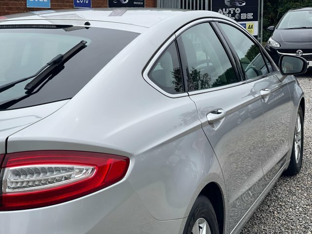 Ford Mondeo 2.0L Titanium Tdci 148 Bhp Blue #60