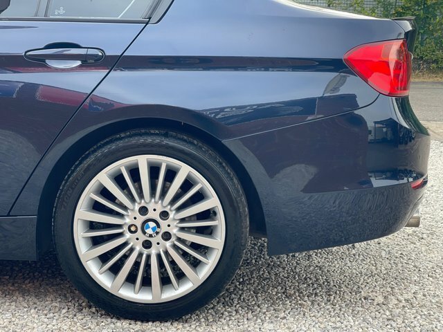 BMW 3 Series 320D M Sport Black #42