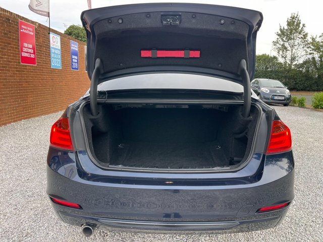 BMW 3 Series 320D M Sport Black #11
