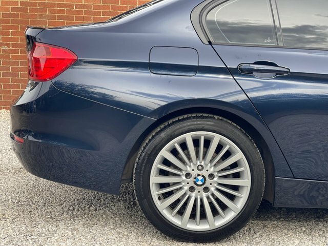 BMW 3 Series 320D M Sport Black #41