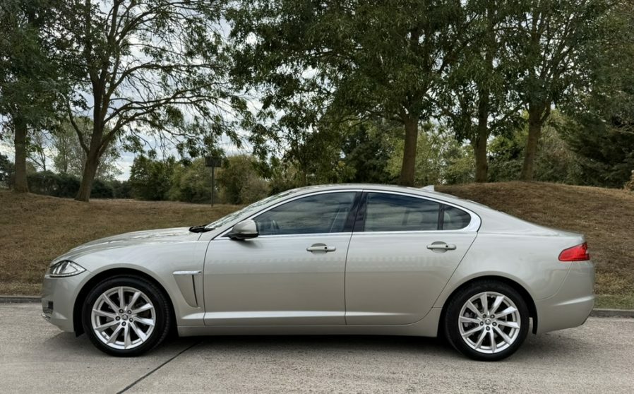 Jaguar XF Diesel #3