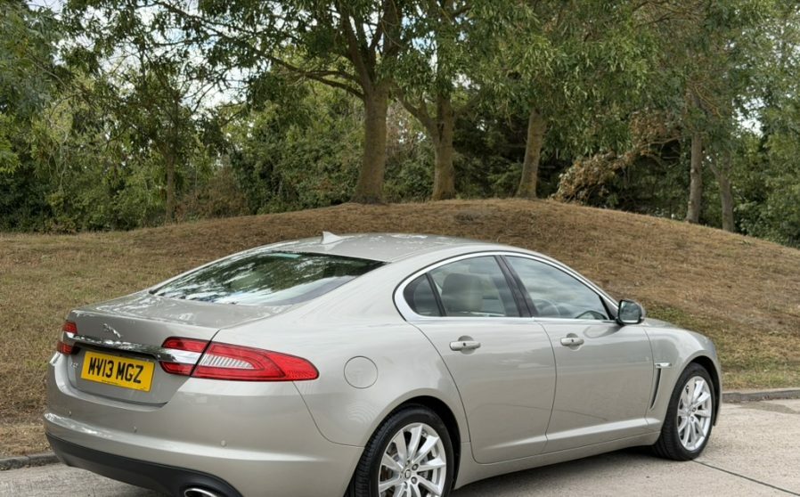 Jaguar XF Diesel #6