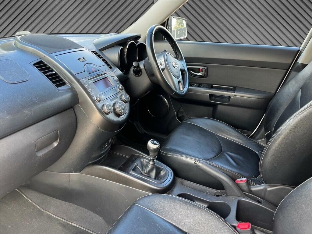 Kia Soul 1.6 Crdi 2 Red #16