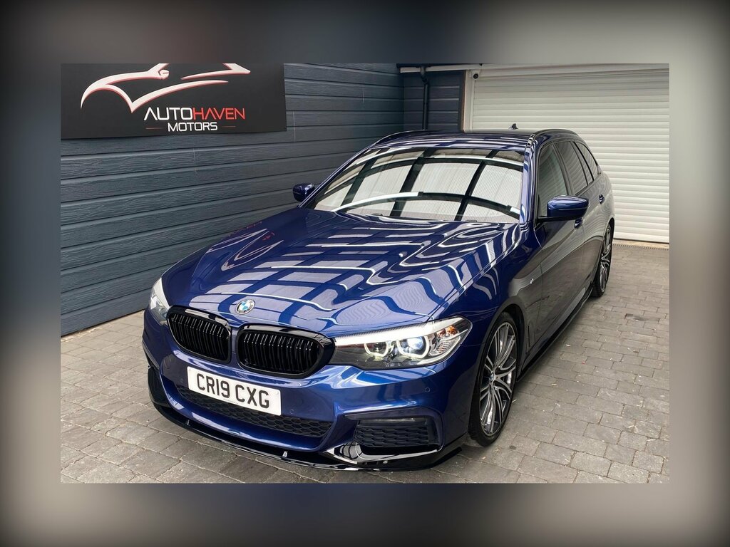BMW 5 Series 520D M Sport Grey #32