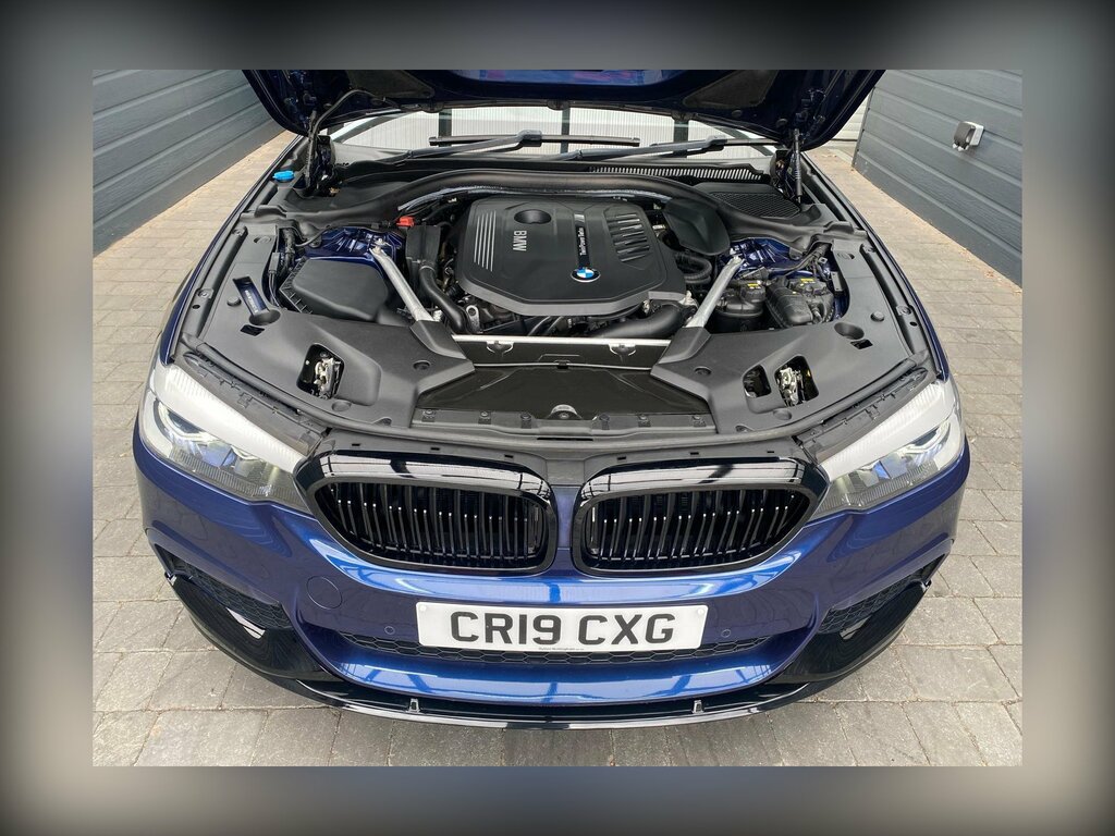 BMW 5 Series 520D M Sport Grey #36