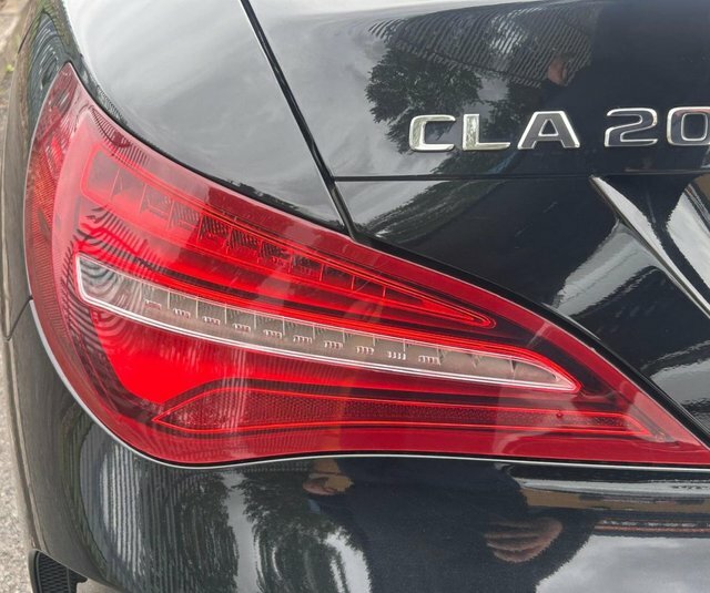 Mercedes-Benz CLA Class Cla 220 D Amg Line Red #18
