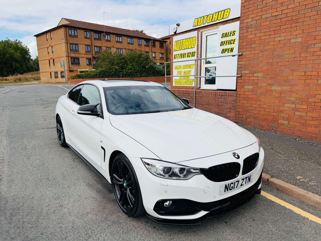 BMW 4 Series Sport Auto White
