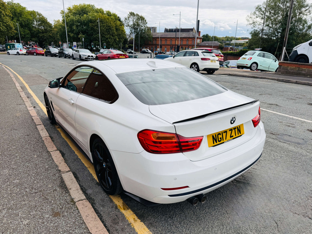 BMW 4 Series Sport Auto White #6