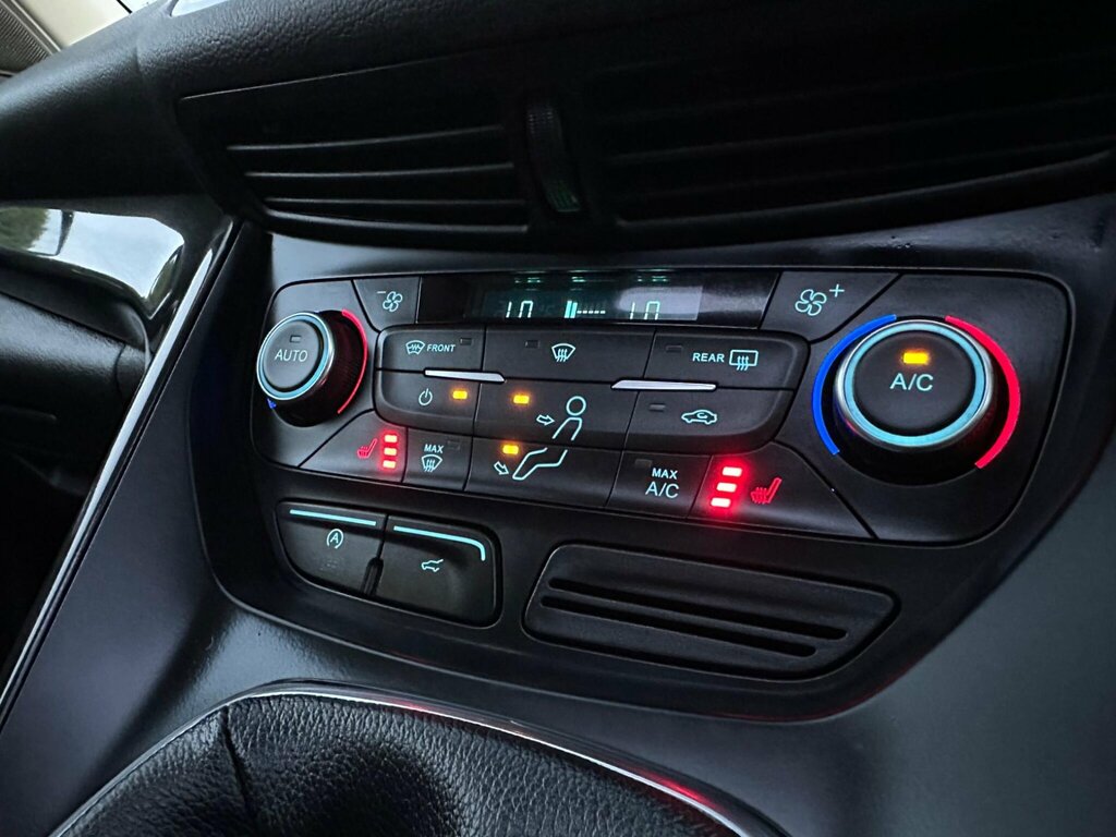 Ford Kuga St-line X Tdci Black #43