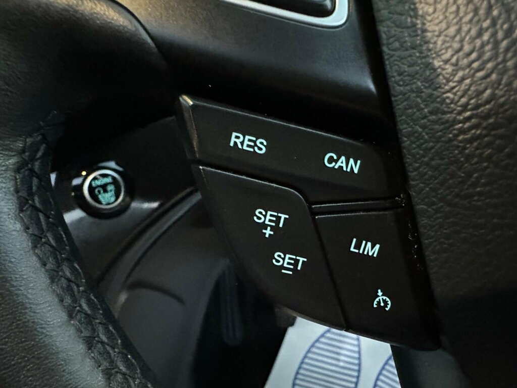 Ford Kuga St-line X Tdci Black #33