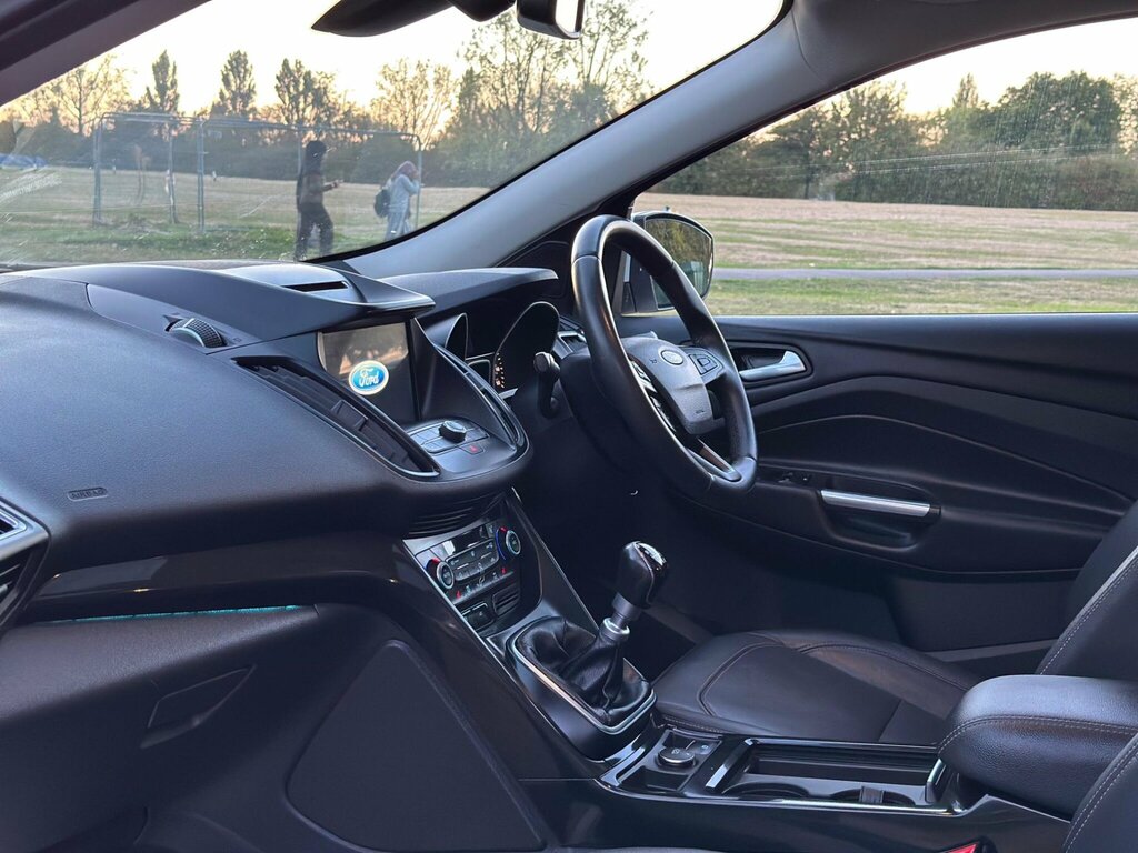 Ford Kuga St-line X Tdci Black #12