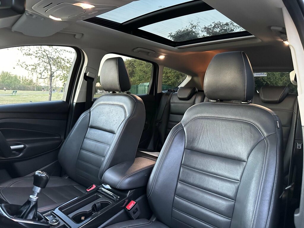 Ford Kuga St-line X Tdci Black #15